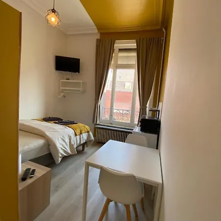 Capstay Roubaix Lille Private Shower & Netflix Exterior photo