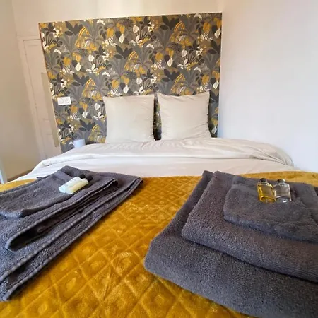 Capstay Roubaix Lille Private Shower & Netflix Exterior photo