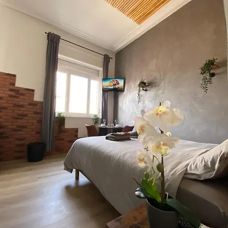 Capstay Roubaix Lille Private Shower & Netflix Exterior photo