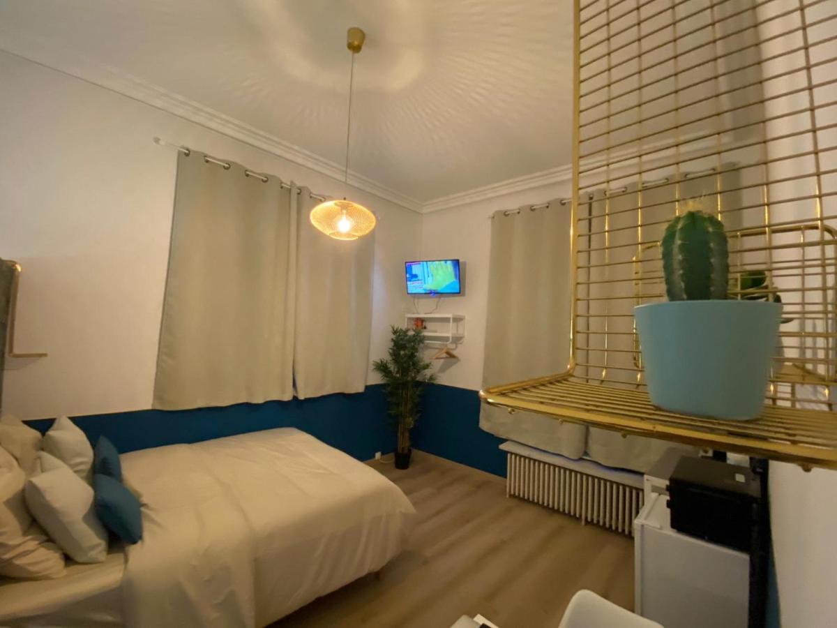 Apartment Capstay Lille Private Shower & Netflix Roubaix