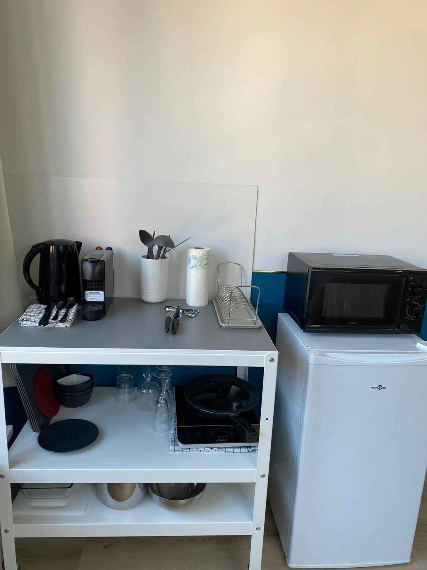 Apartment Capstay Lille Private Shower & Netflix