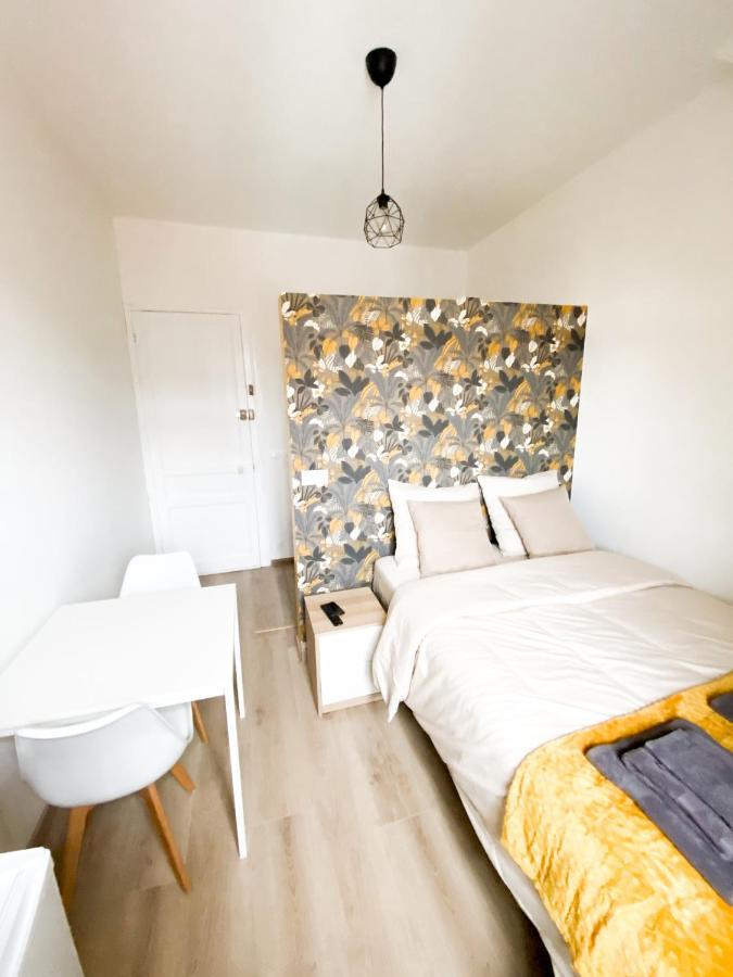 Capstay Lille Private Shower & Netflix Apartment *