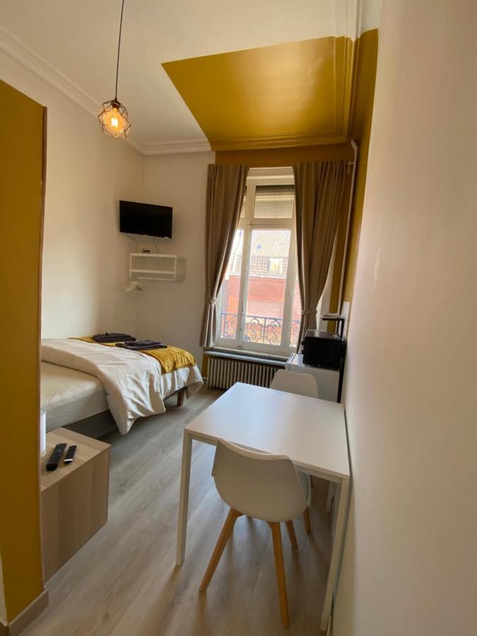 Capstay Lille Private Shower & Netflix * Roubaix