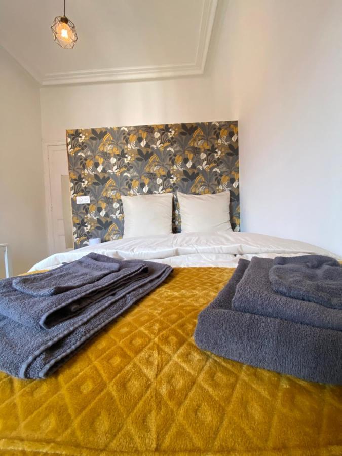 Capstay Lille Private Shower & Netflix Roubaix