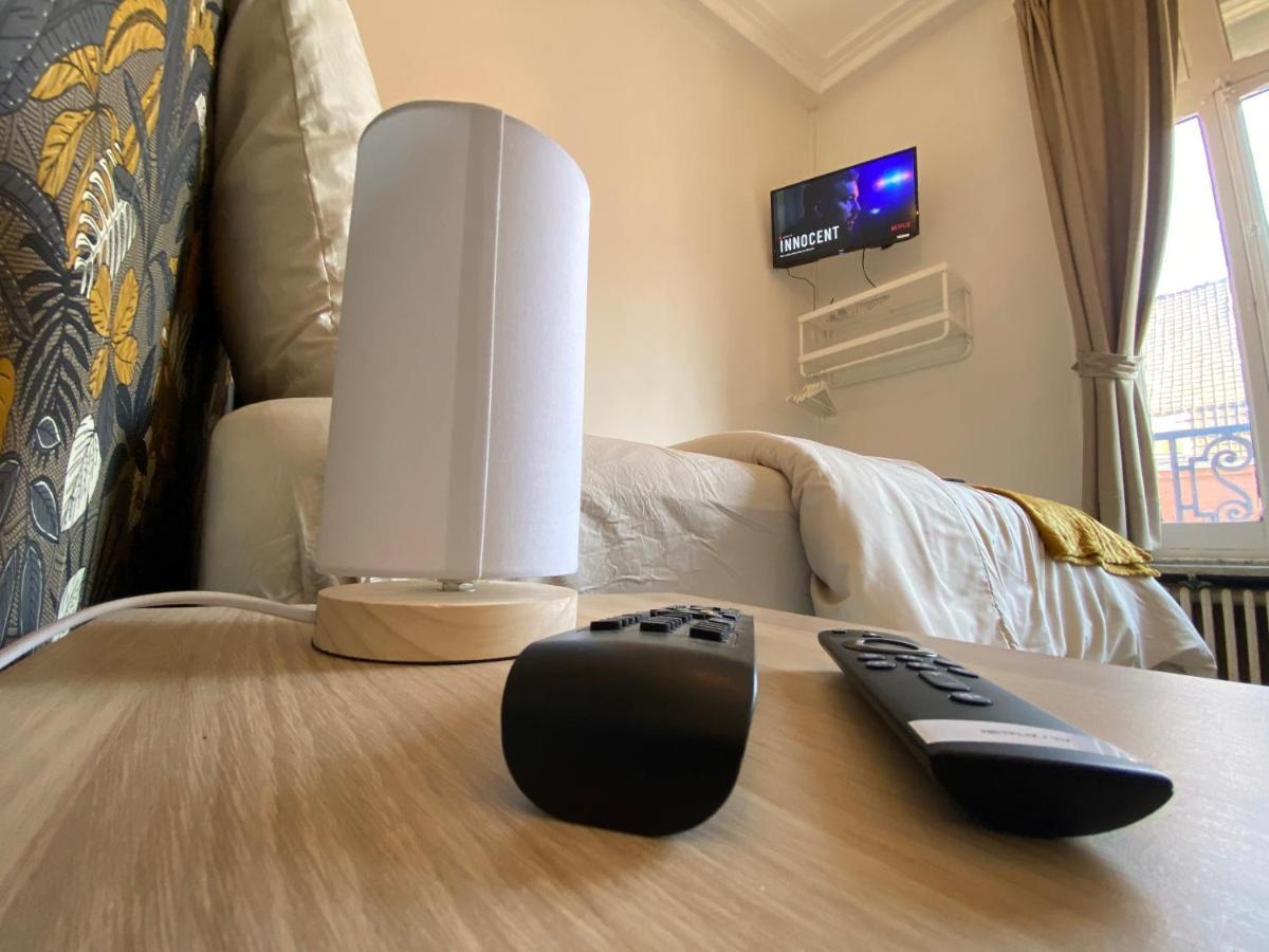 Capstay Lille Private Shower & Netflix Apartment Roubaix