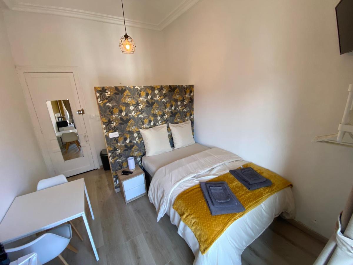 Apartment Capstay Lille Private Shower & Netflix