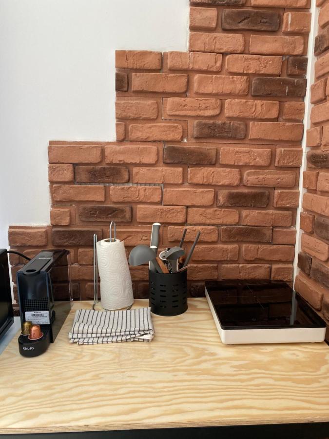 Capstay Lille Private Shower & Netflix *
